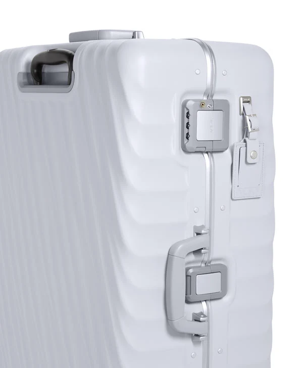 Tumi 19 Degree Frame Extended Trip Checked Luggage (76cm) - Image 4
