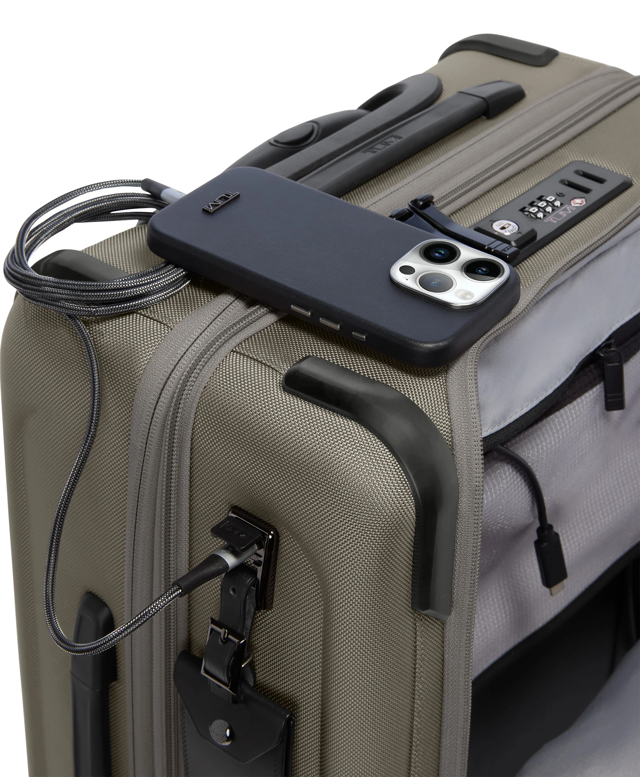 Tumi Alpha Large Dual Access Expandable Carry-on 55cm - Image 14