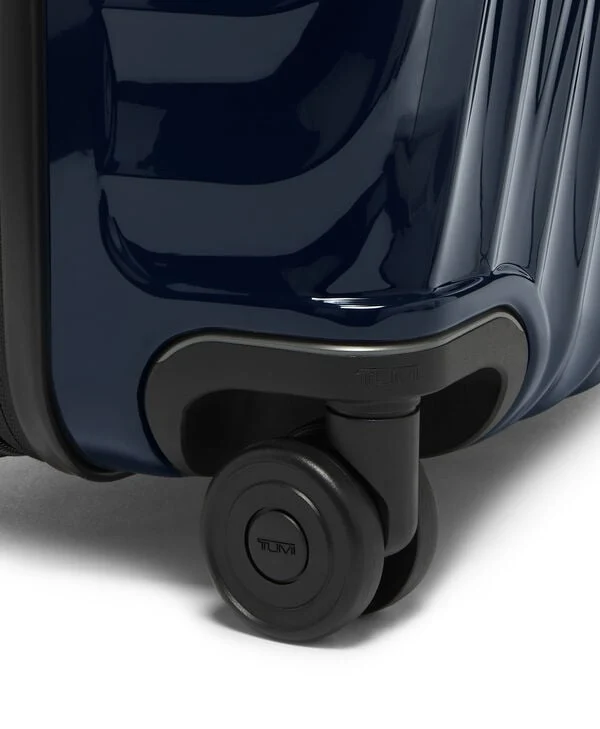 Tumi 19 Degree Polycarbonate Short Trip - Image 7